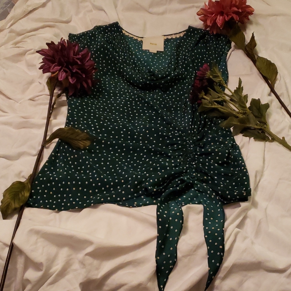 Anthropologie sleeveless polka dot silk top EUC